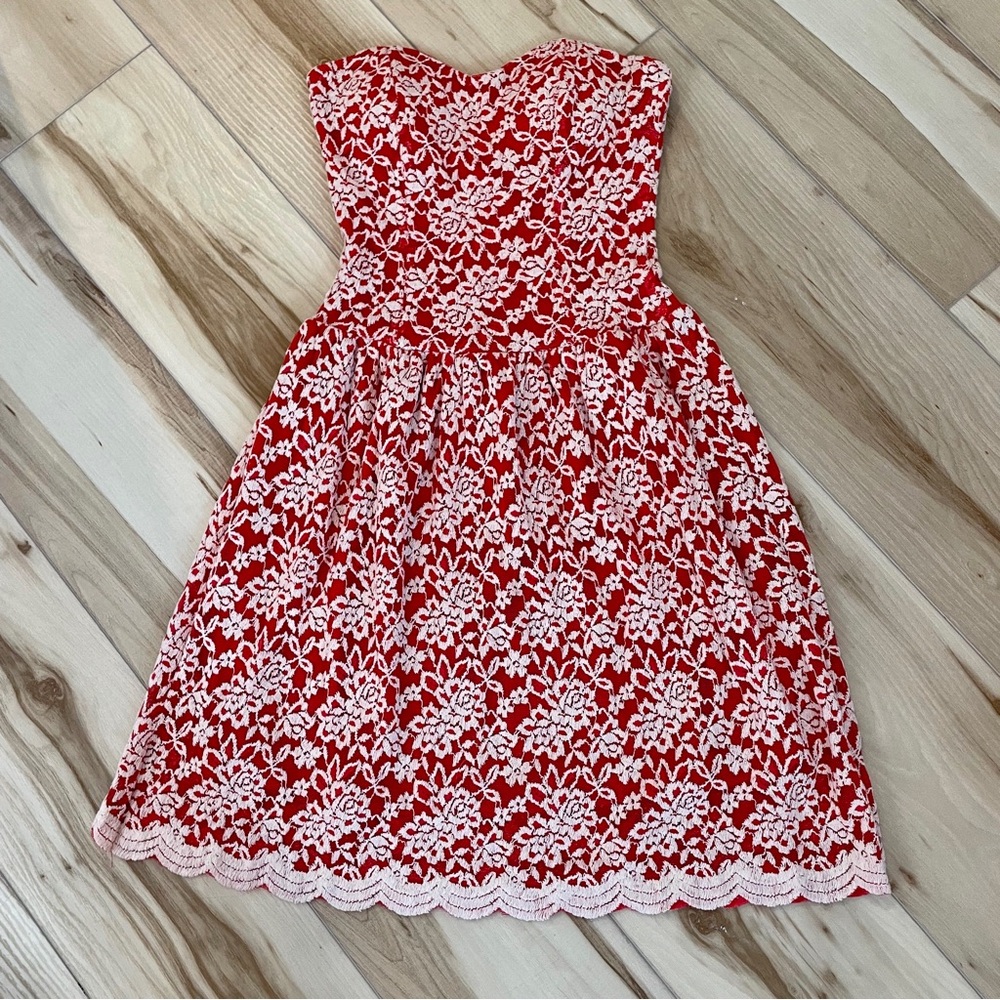 aina be Red & White Strapless Sweat Heart Dress With Floral Lace Details Size S